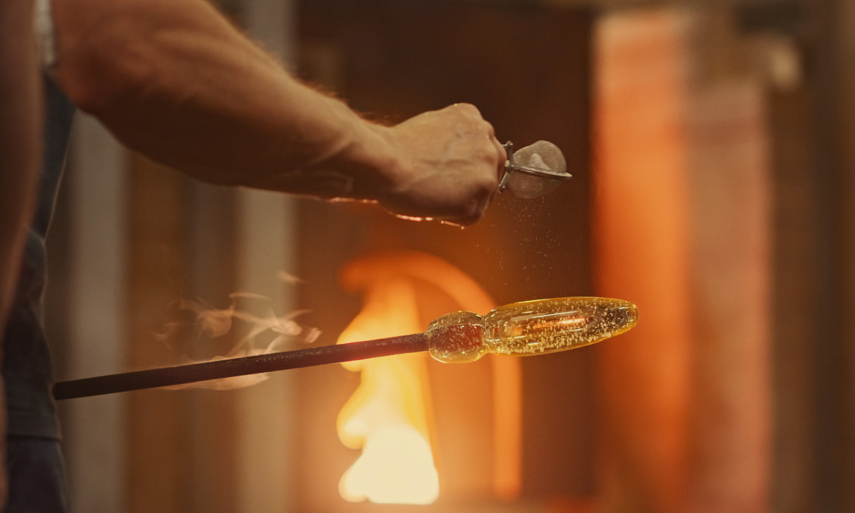 A Crystalline Celebration of Wine